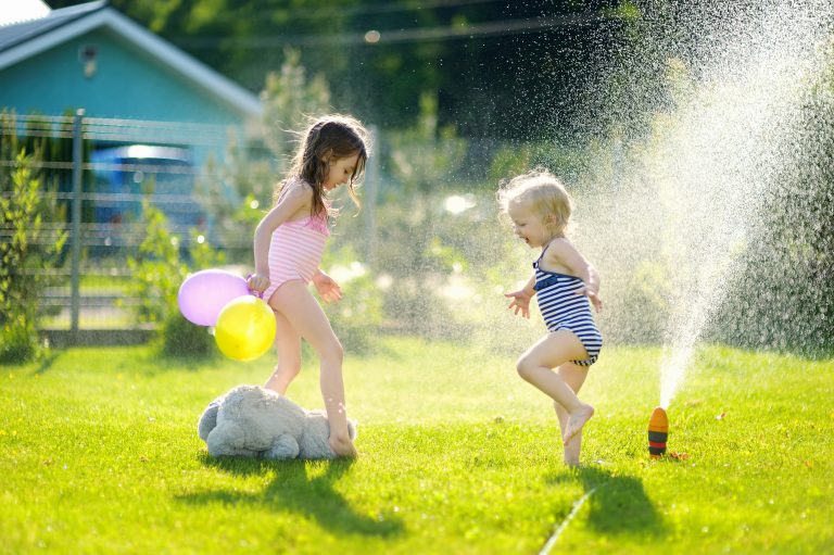 Garden Weeds Control 